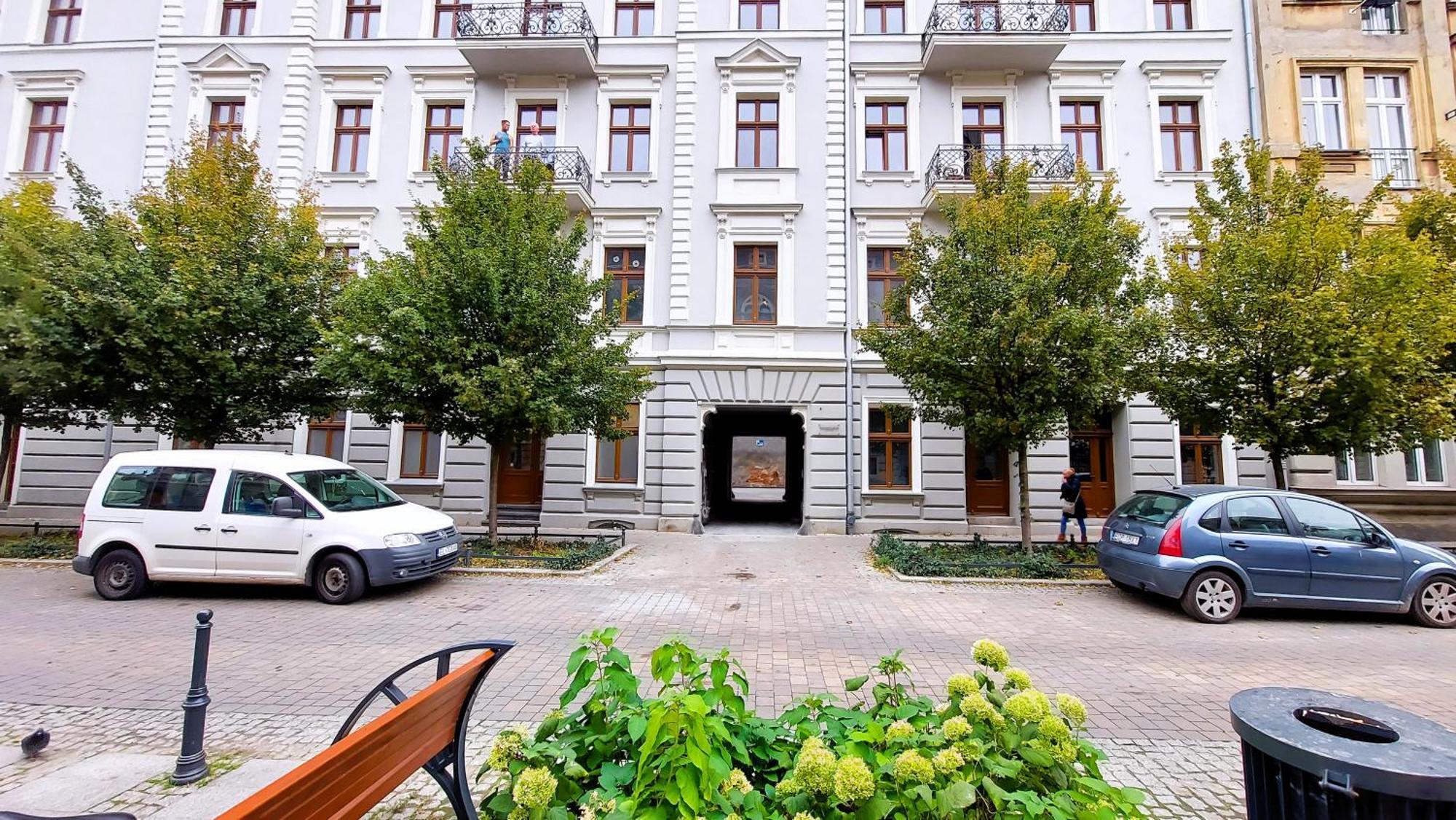 Theapartments Gdanska Лодзь Экстерьер фото